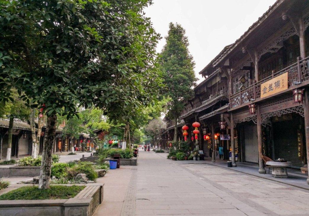 加快培育新质生产力  努力构建现代化产业体系